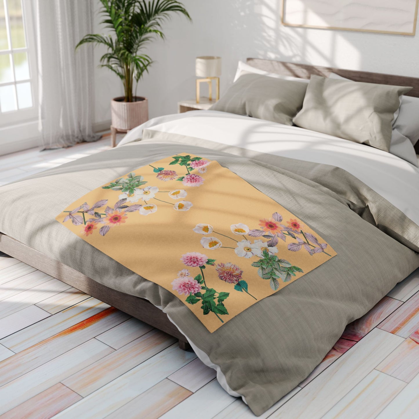 Fleece Blanket with Arctic Flowers - Pink and Orange Dahlias